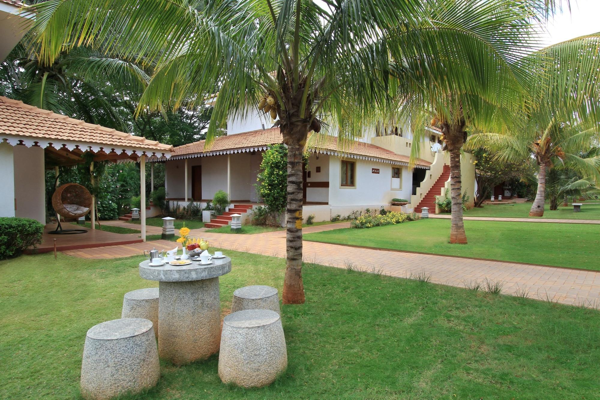 Silent Shores Resort & Spa Mysore Esterno foto