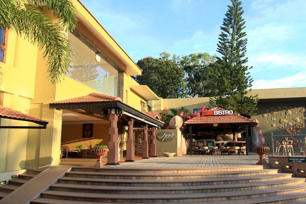 Silent Shores Resort & Spa Mysore Esterno foto